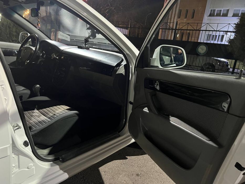 Срочно Lasetti Gentra тозаси !