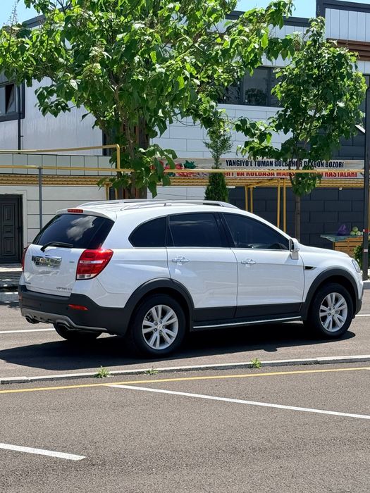 Chevrolet Captiva 4