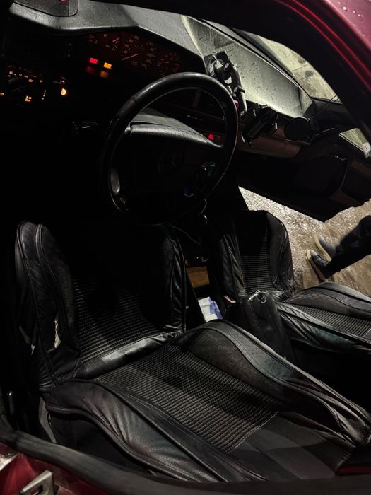 Мерседес 1993 2.2