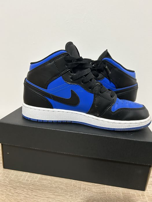Vând Jordan 1 mid mărimea 36,5 ca noi