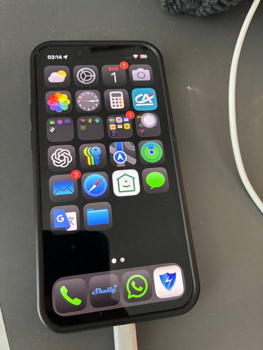 iPhone 13 mini в добро състояние