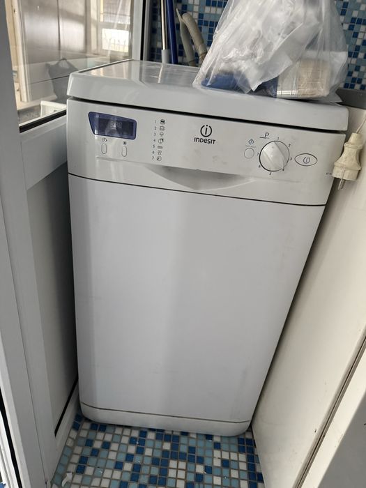 Посудомойка Indesit