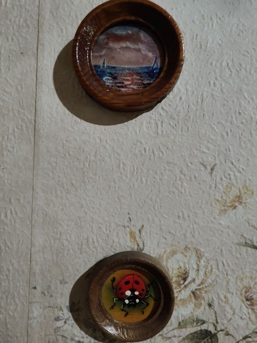 Продам много миниатюрных картин для вашего интерьера.