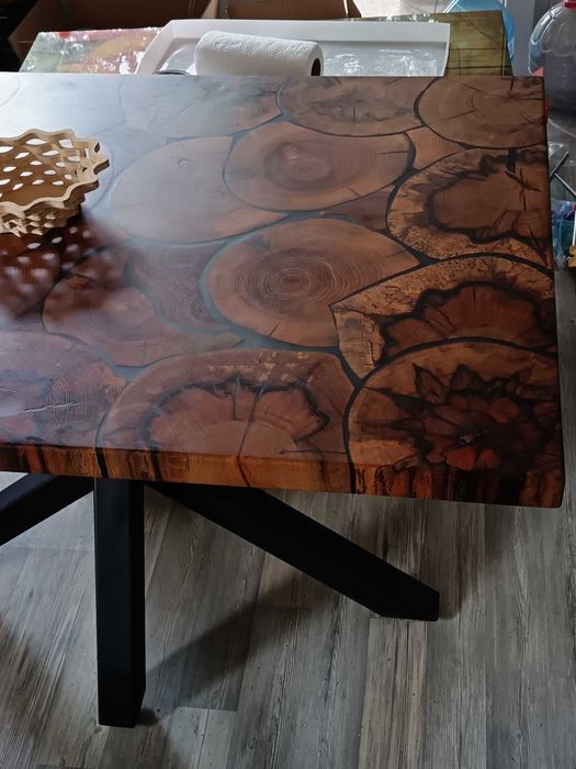 Трапезна маса за ценители