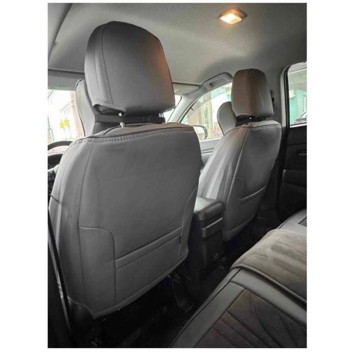 Продам чехлы на камри  70 новые