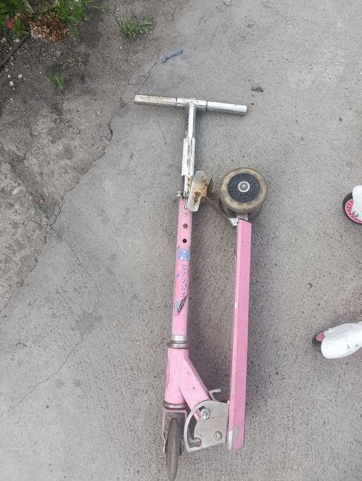 Продам детские самокаты