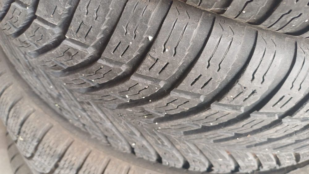 Nokian 205 60 R16  2021 stare buna