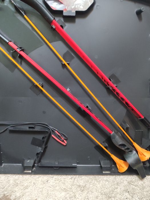 Set tir cu arcul – țintă Geologic + săgeți – stare foarte bună