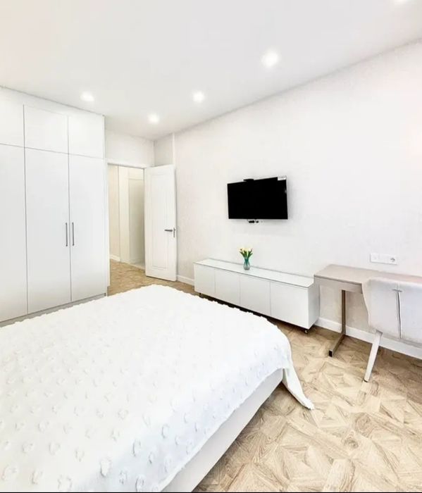 Ц 1 da 1 xonali kvartira ijaraga beriladi.