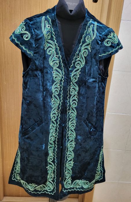 Продам женскую одежду