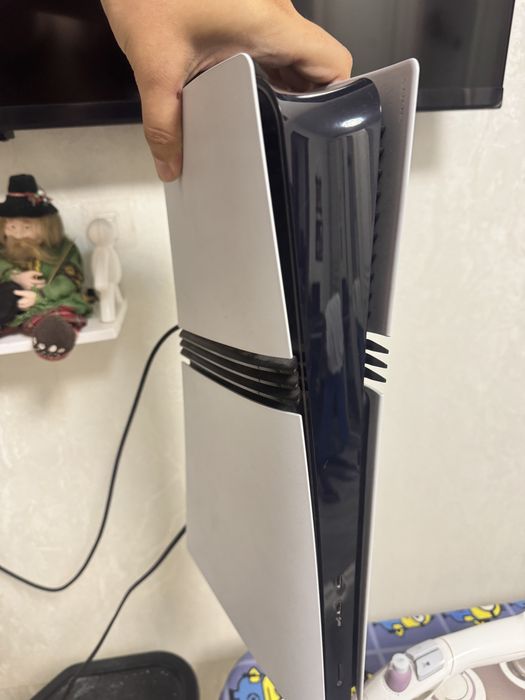 Sony plastation 5 pro 2tb