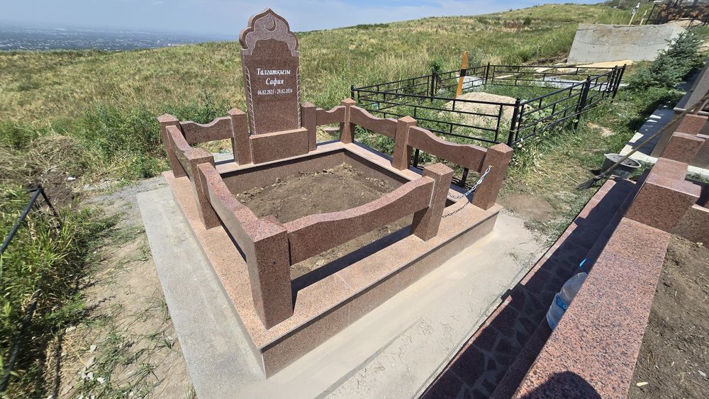 Памятники облогораживание могил