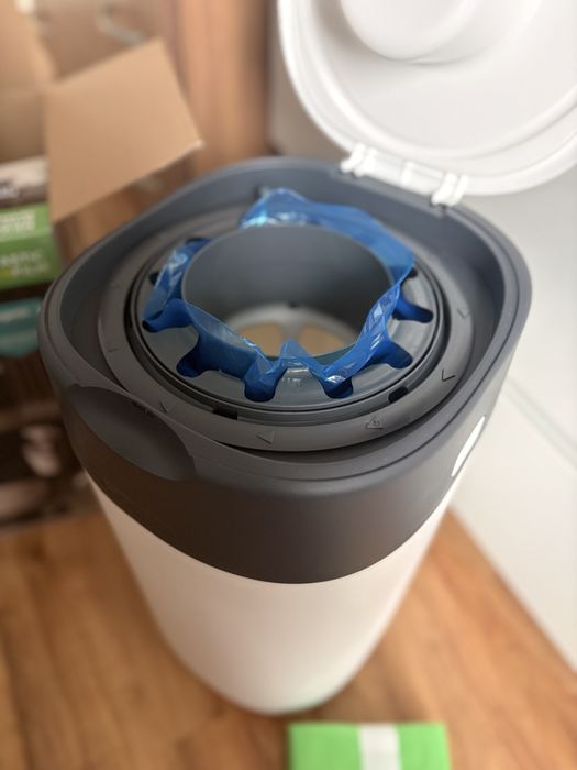 Кош за памперси Tommee Tippee