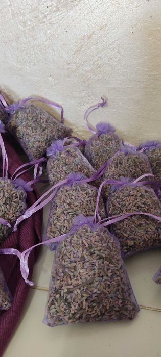 Торбички с лавандула/ Лавандулов цвят