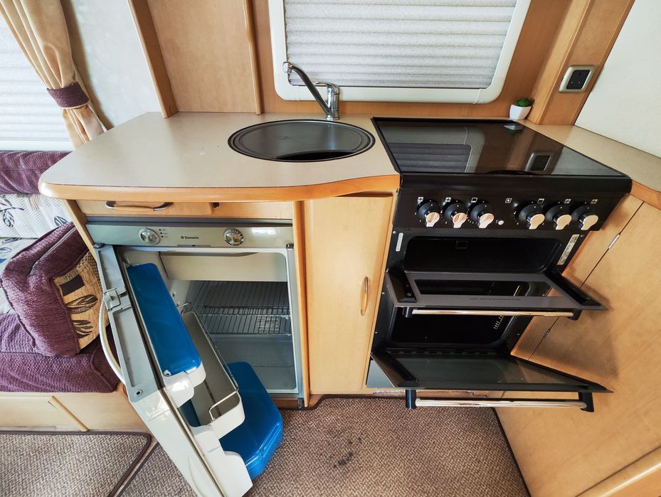 Семейна Каравана ABBEY GTS 2005г. - Регистрирана