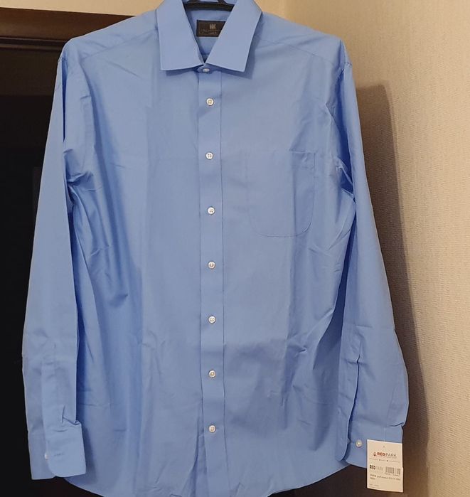 Новая мужская рубашка