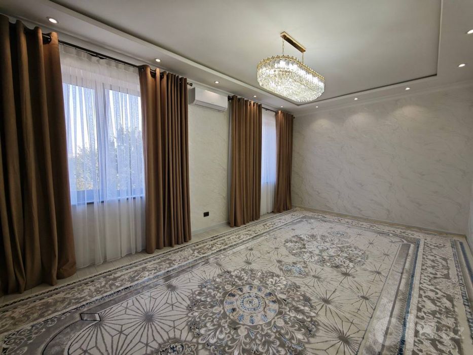 Продается новый дом в центрк Кибрая