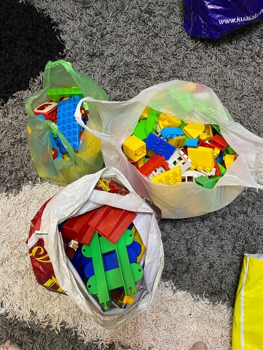 Продаю детские игрушки