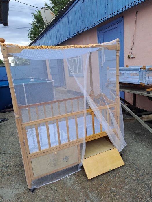 Продам детскую кровать