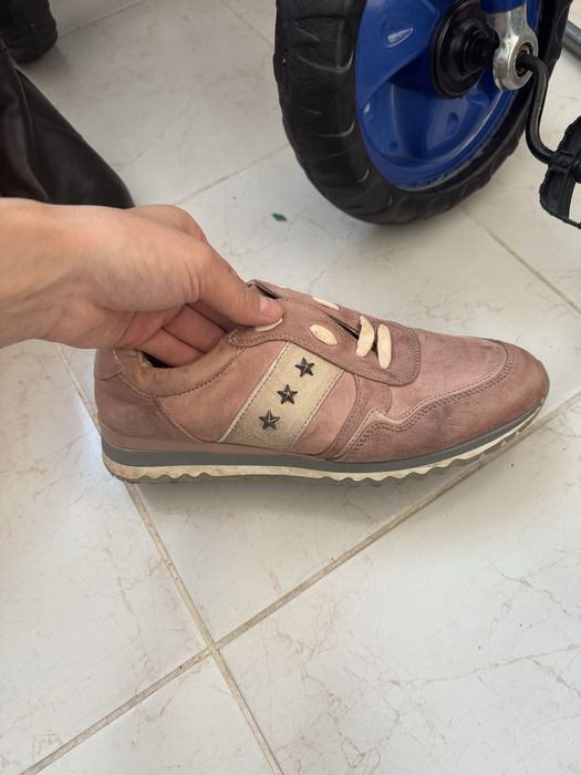 Продам отуви 39-40