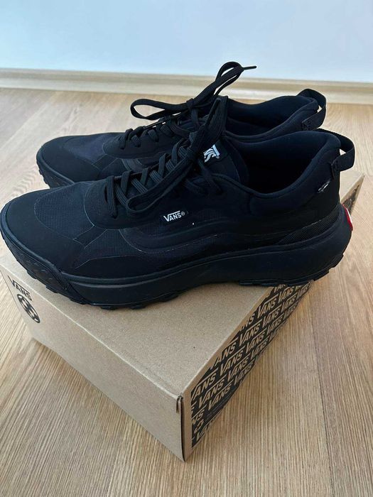 VANS маратонки-обувки 'MTE Crosspath' 42 номер