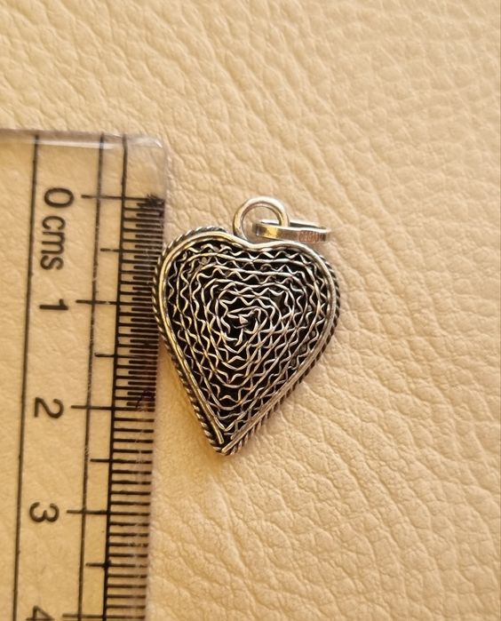 Сребърен медальон Сърце