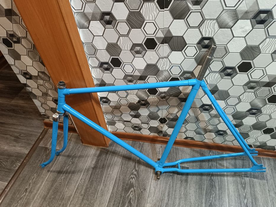 Продам раму Урал