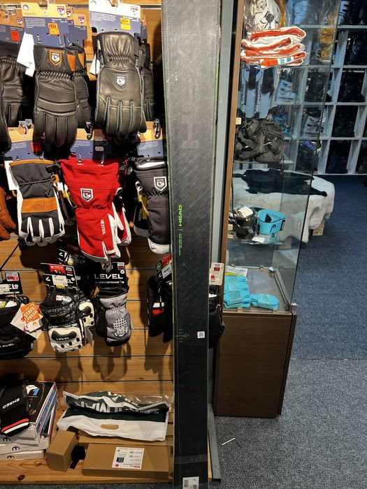 Чисто нови head core 2023 190см