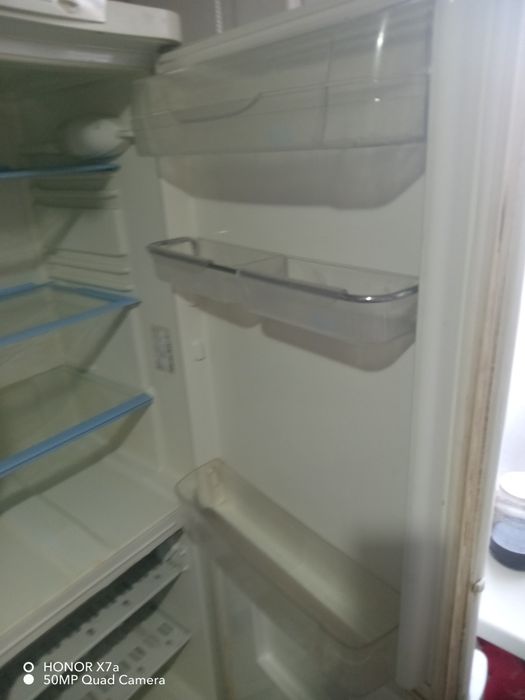 Холодильник Indesit