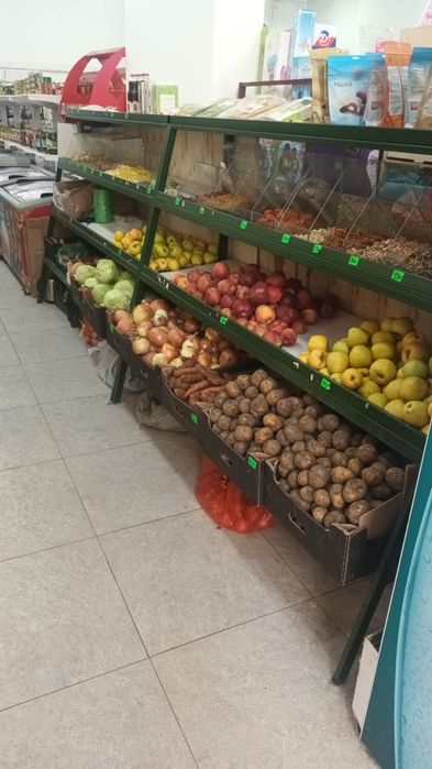 Холодильник и витрина