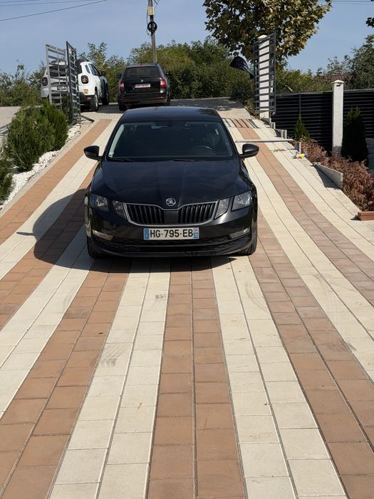 SKODA Octavia 2019 — imagine 2