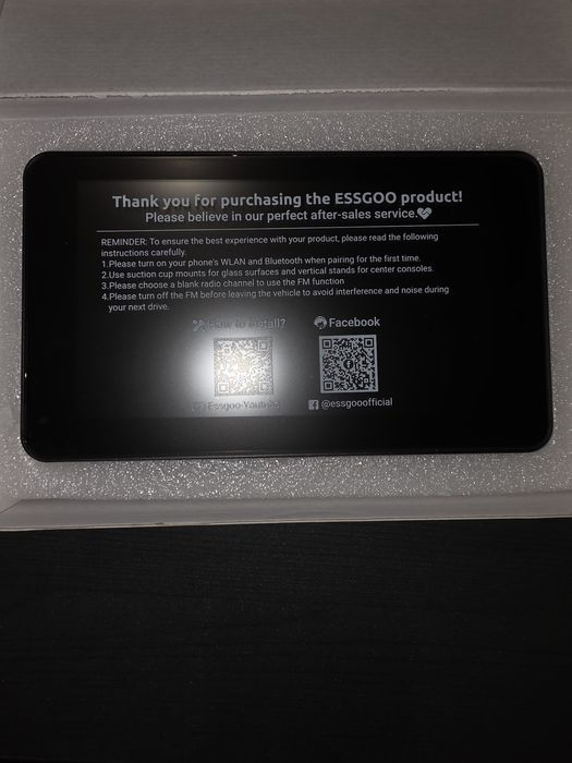 Продавам Carplay на ESSCOO модел 734CP