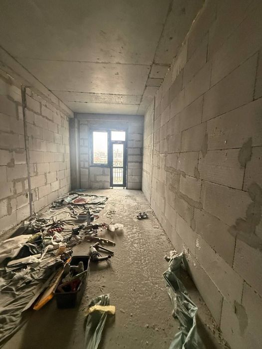 Dinamo tomonda 2 xonali korobka sotiladi