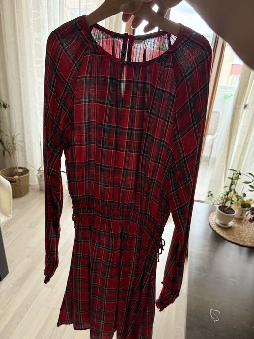 Коледна рокля H&M