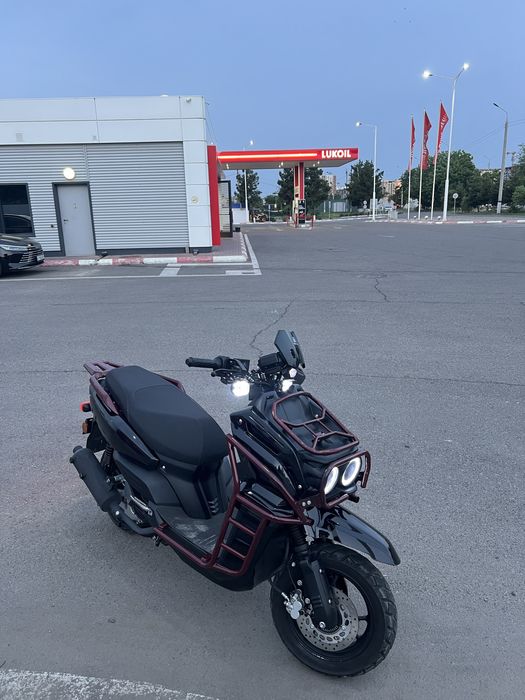 Skuter Tank 150 cc