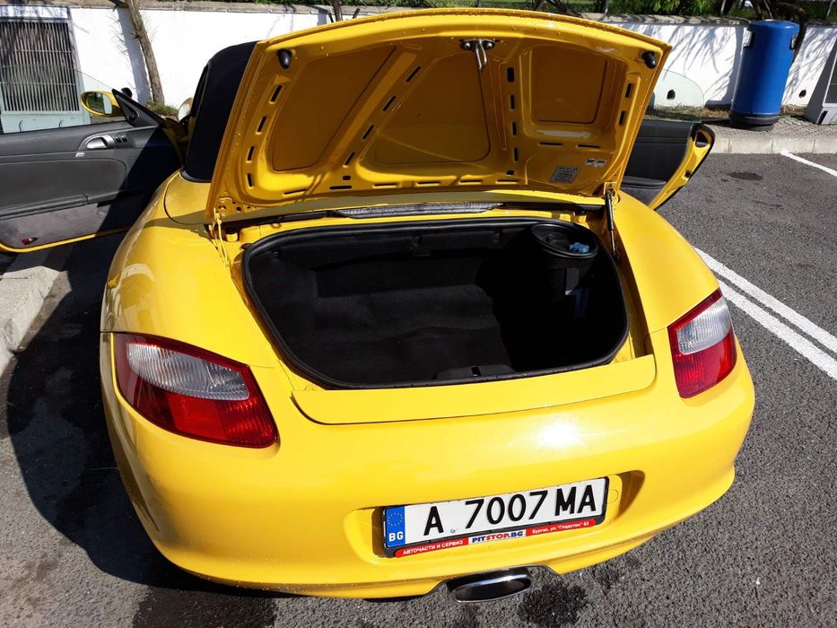 Porsche Boxster 2.7 Cabrio 09/2004 | 235 к.с. | Ръчни | 105 378 км | Гаражна