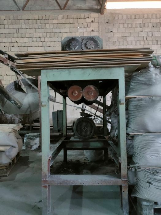 Гранулятор валковый