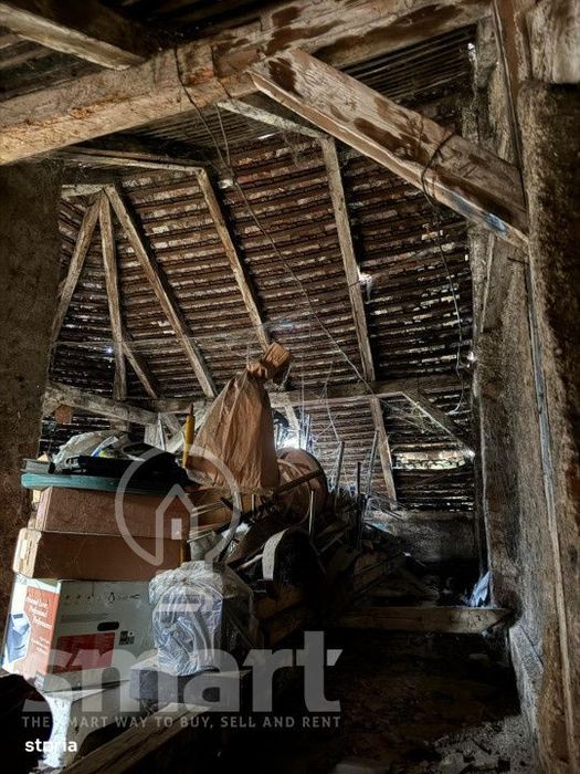 Casa in centrul istoric cu spatiu comercial si parcare proprie Zona 0
