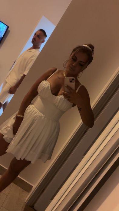 Rochie alba din satin