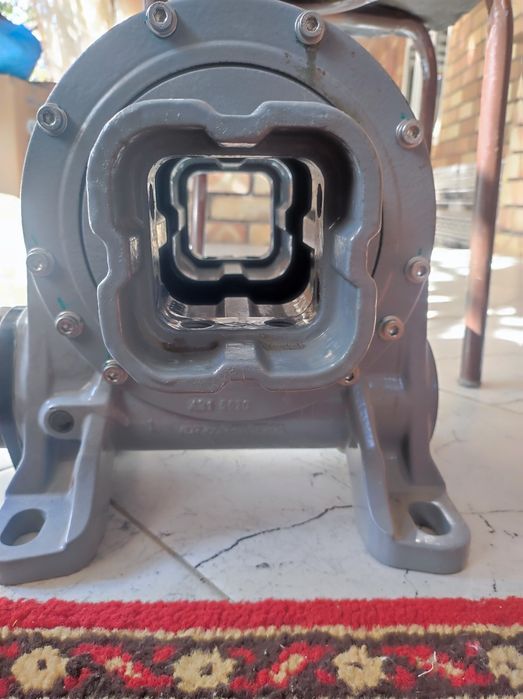 Quyosh panel uchun elktra divigatel