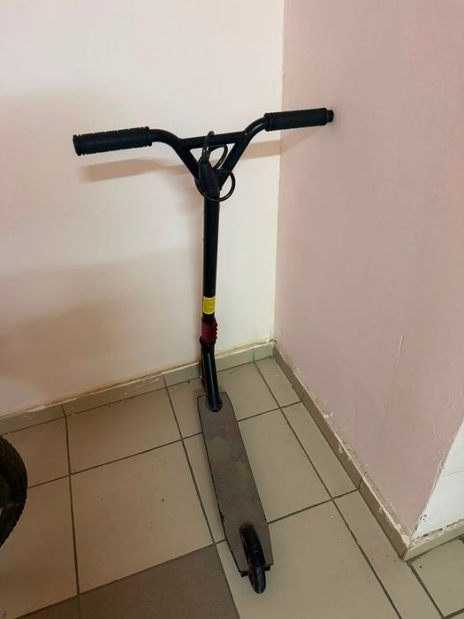 Продам самокат трюковой