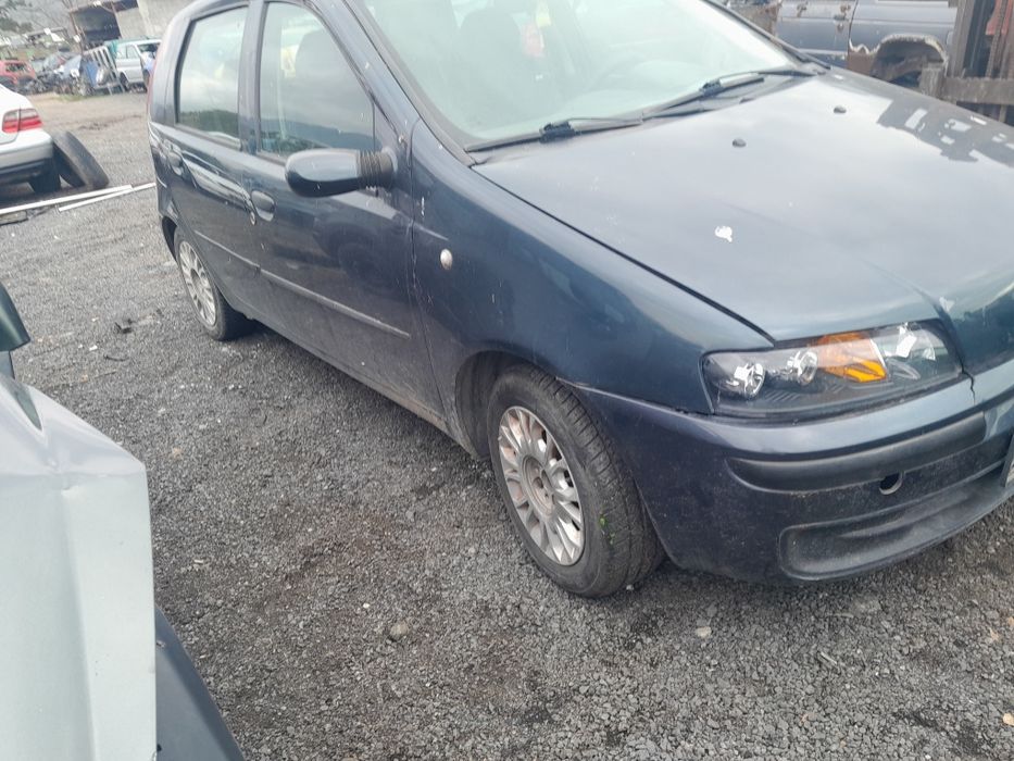 Продавам фиат пунто на части