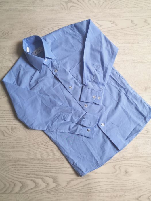 Продам.Рубашка на мальчика AVBA . 1-2 класс