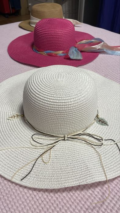 Дамски летни шапки