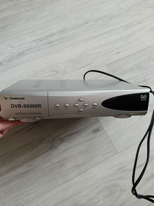 Цифровой спутниковый приемник