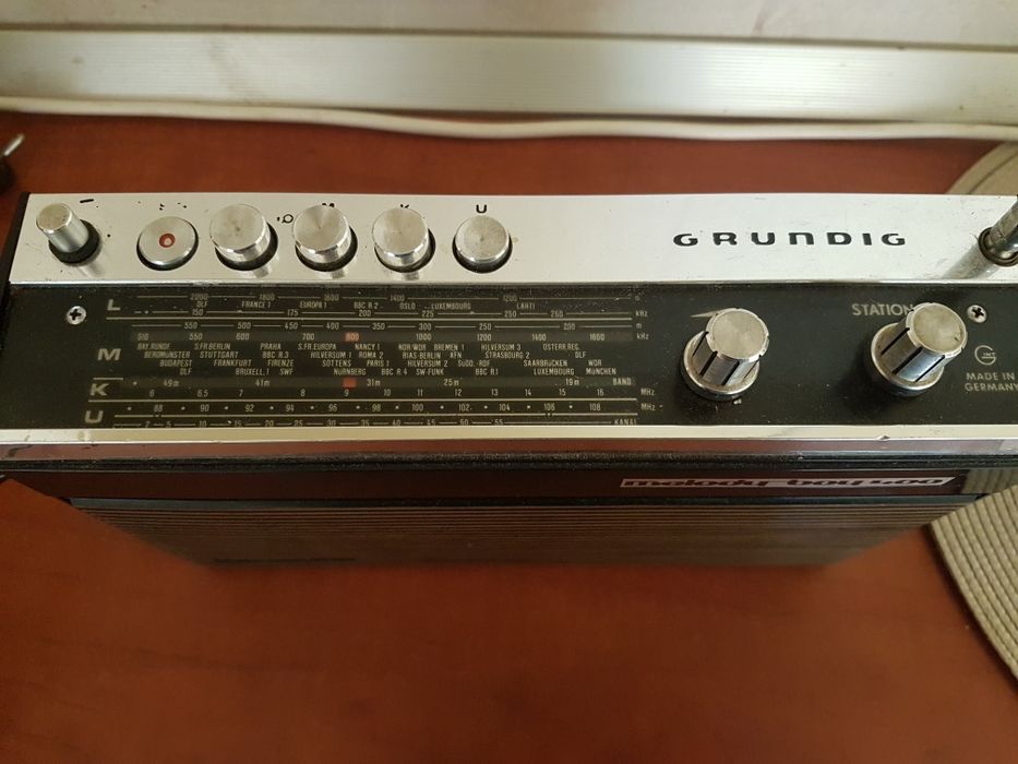Detector de Fum Nou, minifreza, radio Grundig