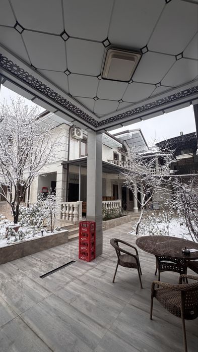 Hovli sotiladi Oʻzimni uyim makler emas