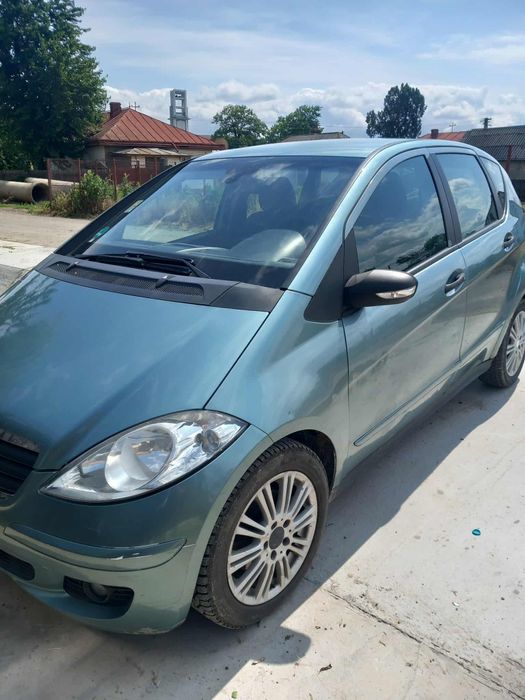 Vând mercedes a clas