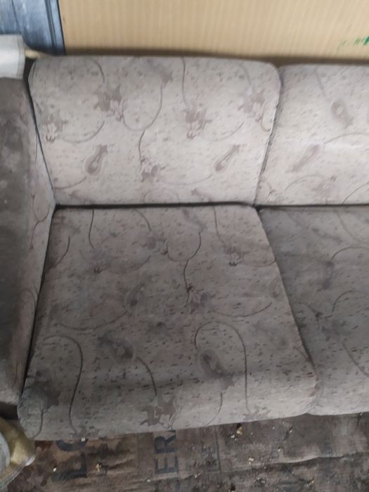 Продам советский диван.