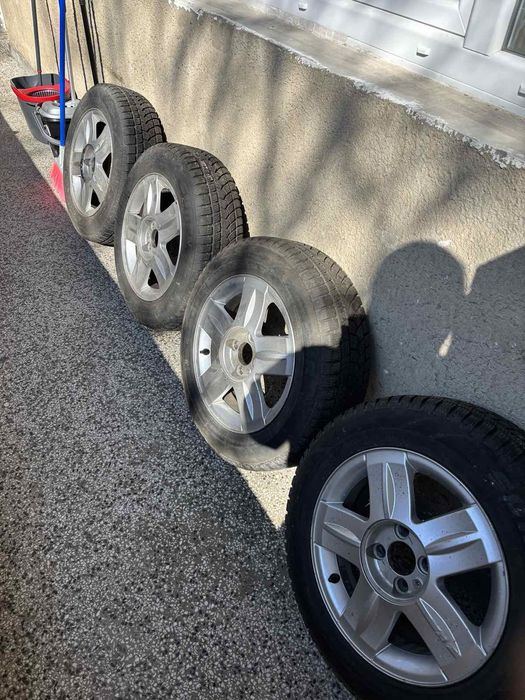 Гуми с джанти 15